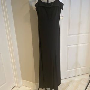NWT Nightway Formal dress black. Cold shoulder